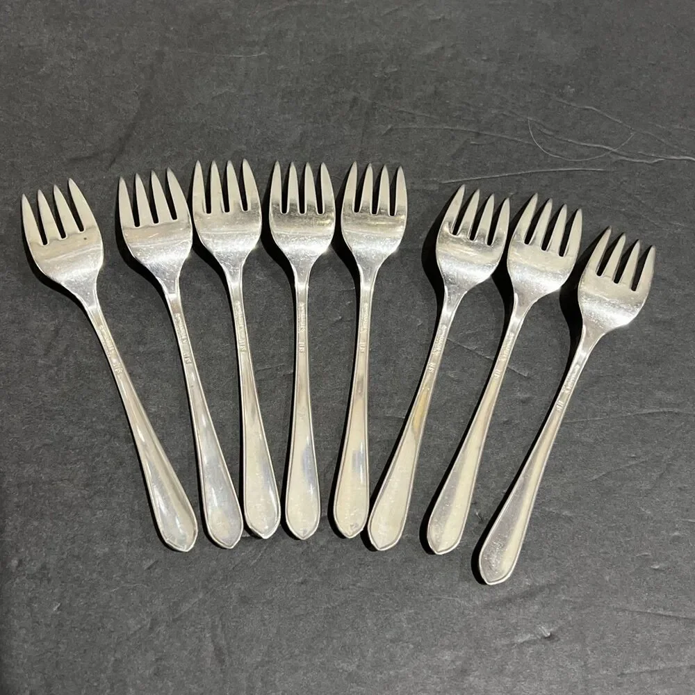 8 Salad Forks International Silver Wm Rogers FASCINATION 1936 Silverplate 6
